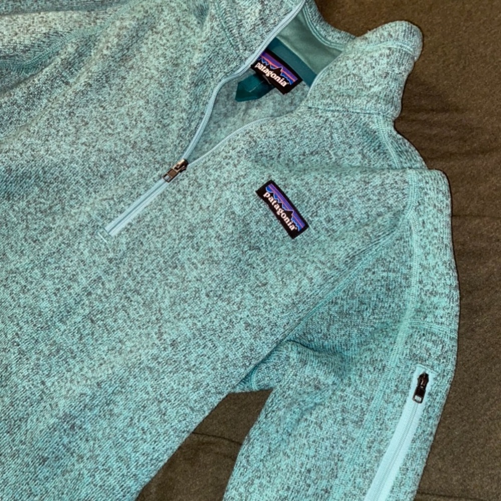Patagonia pullover. Size Medium.